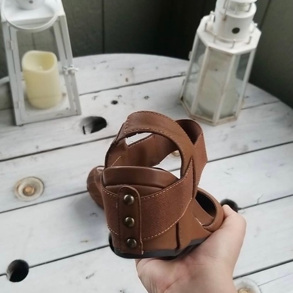 Strictly Comfort Wedge Heels - Picture 3 of 4